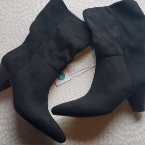 Universal Thread Classic Slouch Black Heeled Boots Sz 8 EUC